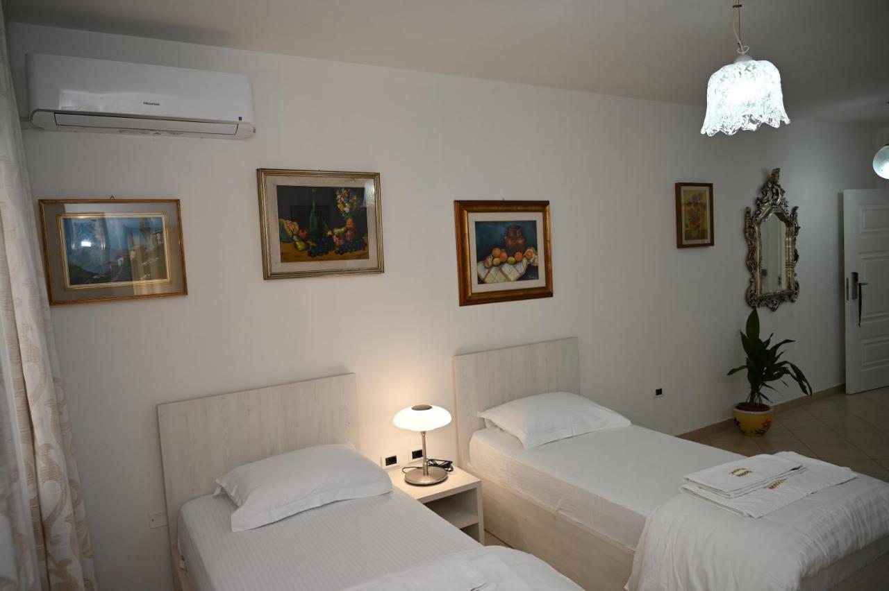 Aparthotel Shkodra Durrës Eksteriør bilde