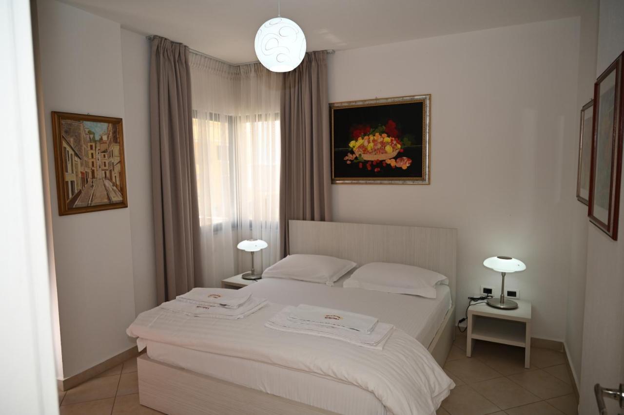 Aparthotel Shkodra Durrës Eksteriør bilde