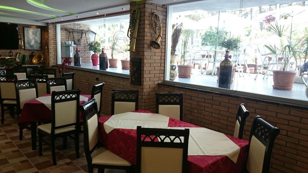 Aparthotel Shkodra Durrës Eksteriør bilde